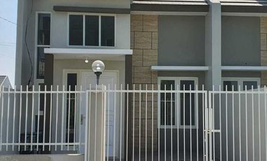 DI SEWAKAN RUMAH  BARU RUNGKUT GUNUNG ANYAR MEDOKAN mulai 20 Jutaan