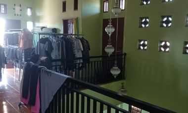 Jual Rumah Kokoh 3 Lantai Tengah Kota Makassar