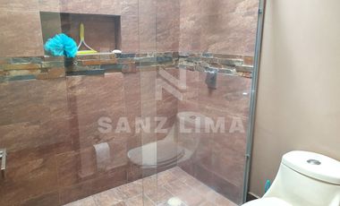 PUNTARENA RESIDENCIAL: DISFRUTA ESTA BELLA PROPIEDAD CON FINOS ACABADOS.