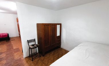 Casa con 5 Recamaras 2 Autos, Patio y Bodega Vicente Guerrero SM2 Iztapalapa