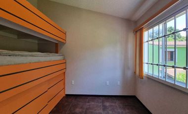 Casa en venta en Arco Antiguo, Yautepec – 3 recámaras, alberca y áreas verdes