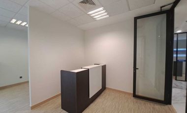 Sewa Kantor 118 m2 Brand New Furnish di Menara Sun Life Mega Kuningan