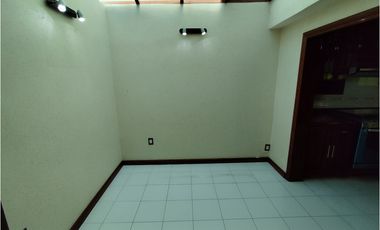 Se vende casa en la colonia ISSSTE en Pachuca.
