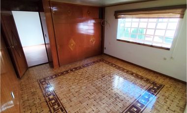 Se vende casa en la colonia ISSSTE en Pachuca.