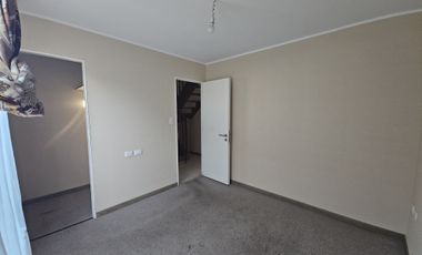 ARRIENDO CASA VILLA LLACOLEN CORONEL
