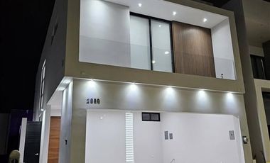 Casa en Privada Acanto