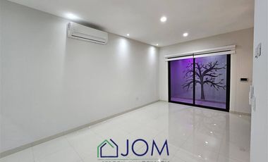 Casa en Privada Acanto