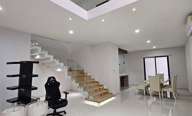 Casa en Acanto Residencial