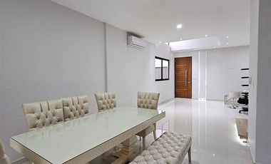 Casa en Acanto Residencial