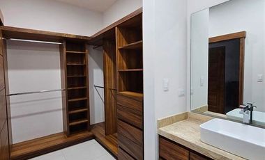 Casa en Acanto Residencial