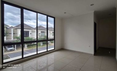 Dijual Rumah Cluster Btari Jalan Utama di Summarecon Bandung