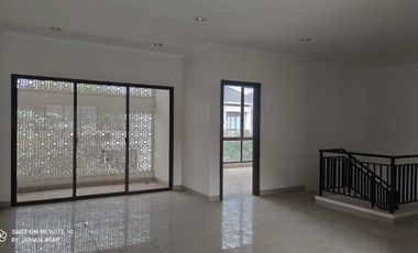 Dijual Rumah Cluster Btari Jalan Utama di Summarecon Bandung