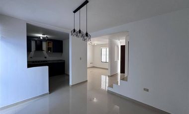 Se vende casa en Country Álamos