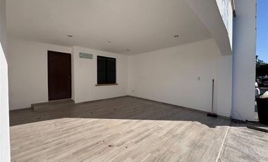 Se vende casa en Country Álamos