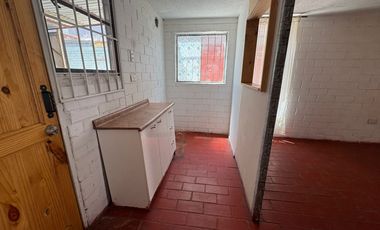 SE VENDE EXCELENTE  CASA 2D/1B, PUDAHUEL, CON SUBSIDIO