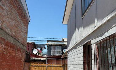 SE VENDE EXCELENTE  CASA 2D/1B, PUDAHUEL, CON SUBSIDIO