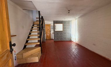 SE VENDE EXCELENTE  CASA 2D/1B, PUDAHUEL, CON SUBSIDIO