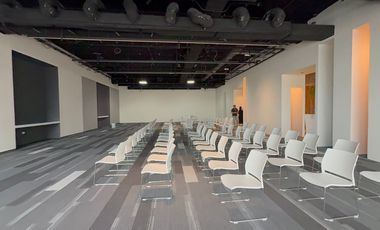 RENTA DE OFICINA EN TORRE ELEMENTA EN LOMAS DE ANGELOPOLIS IDEAL PARA CORPORATIVOS,  FRANQUICIAS,ASEGURADORAS,