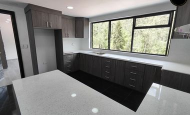 Casa de venta en Turi – código:21920