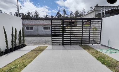 Casa de venta en Turi – código:21920