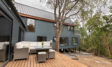 AMPLIA Y ELEGANTE CASA EN LA PUNTILLA CON GRAN TERRENO