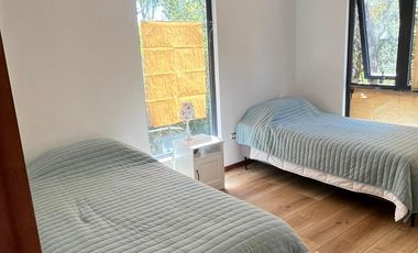 AMPLIA Y ELEGANTE CASA EN LA PUNTILLA CON GRAN TERRENO