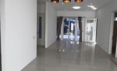 Wisata bukit mas 2 du louvre