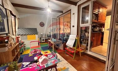 Venta impecable casa en Brisa del Sol