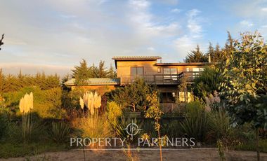 Pichilemu, Casa Jardín en el Pangal