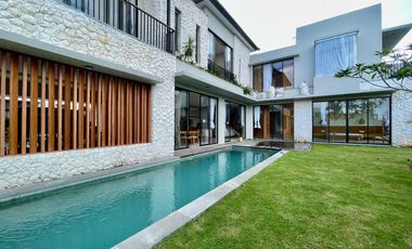 Villa Mewah Lokasi Premium Di Canggu, Dekat Pantai Batu Bolong