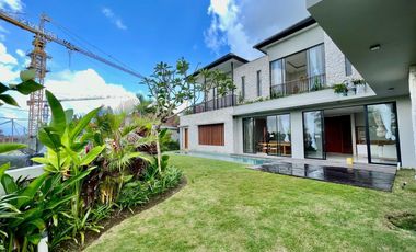 Villa Mewah Lokasi Premium Di Canggu, Dekat Pantai Batu Bolong
