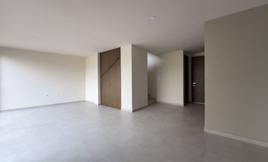VENDO CASA EN ZAVALETA