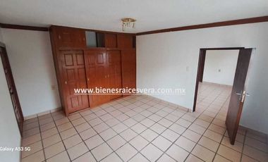 CASA EN RENTA EN TEQUISQUIAPAN COL. ADOLFO LOPEZ MATEOS.  Beli
