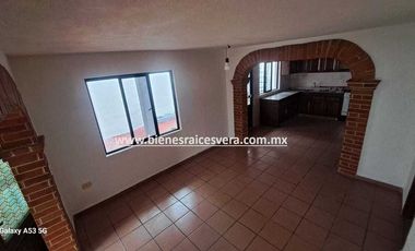 CASA EN RENTA EN TEQUISQUIAPAN COL. ADOLFO LOPEZ MATEOS.  Beli