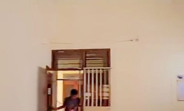 ruang usaha strategis dekat gor manahan