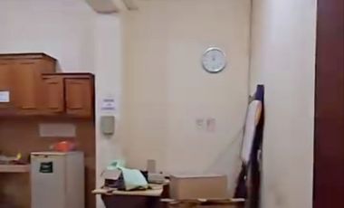 ruang usaha strategis dekat gor manahan