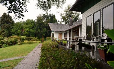 Oportunidad de Inversión En Venta Complejo Turístico HOSTERIA DE LA COLINA, Villarrica