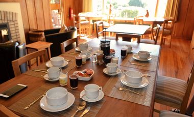 Oportunidad de Inversión En Venta Complejo Turístico HOSTERIA DE LA COLINA, Villarrica