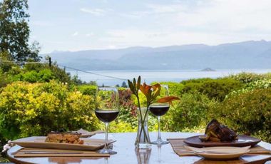 Oportunidad de Inversión En Venta Complejo Turístico HOSTERIA DE LA COLINA, Villarrica