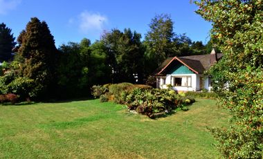 Oportunidad de Inversión En Venta Complejo Turístico HOSTERIA DE LA COLINA, Villarrica