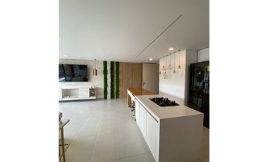 Apartamento en Arriendo amoblado en Envigado Cumbres