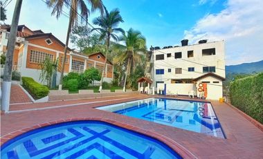 Maat vende Casa en conjunto-Villeta 155M2 $450Millones