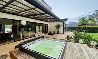 Casa para Arriendo Amoblada en Llanogrande