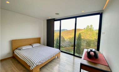 Casa en El Alto de Palmas la Esperanza Medellin en Arriendo Amoblado