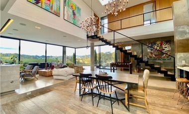 Casa en El Alto de Palmas la Esperanza Medellin en Arriendo Amoblado