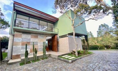 Casa en El Alto de Palmas la Esperanza Medellin en Arriendo Amoblado
