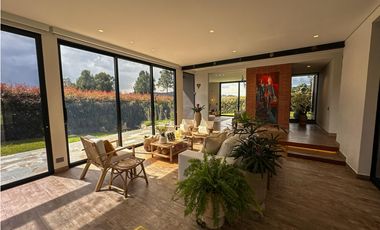 Casa en Venta en Medellín sector Alto de Palmas Indiana