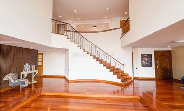 VENTA DE PENTHOUSE EN EL POBLADO SECTOR EL TESORO