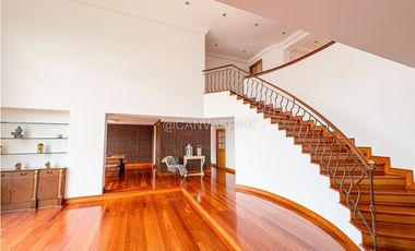 VENTA DE PENTHOUSE EN EL POBLADO SECTOR EL TESORO