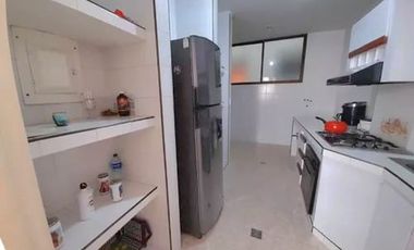 Apartamento amplio en segundo piso en barrio Las Flores en Palmira